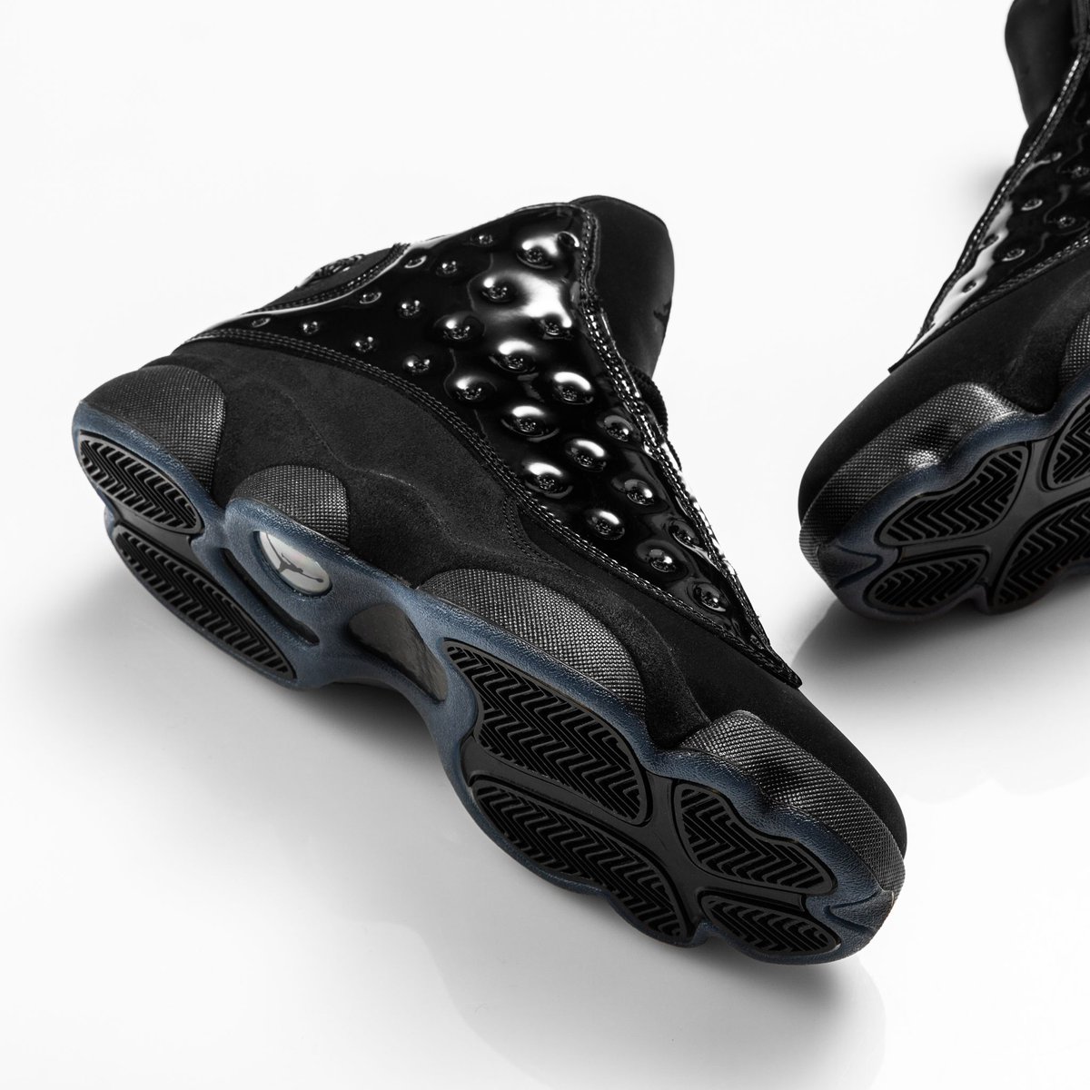 jordan 13 shoe palace