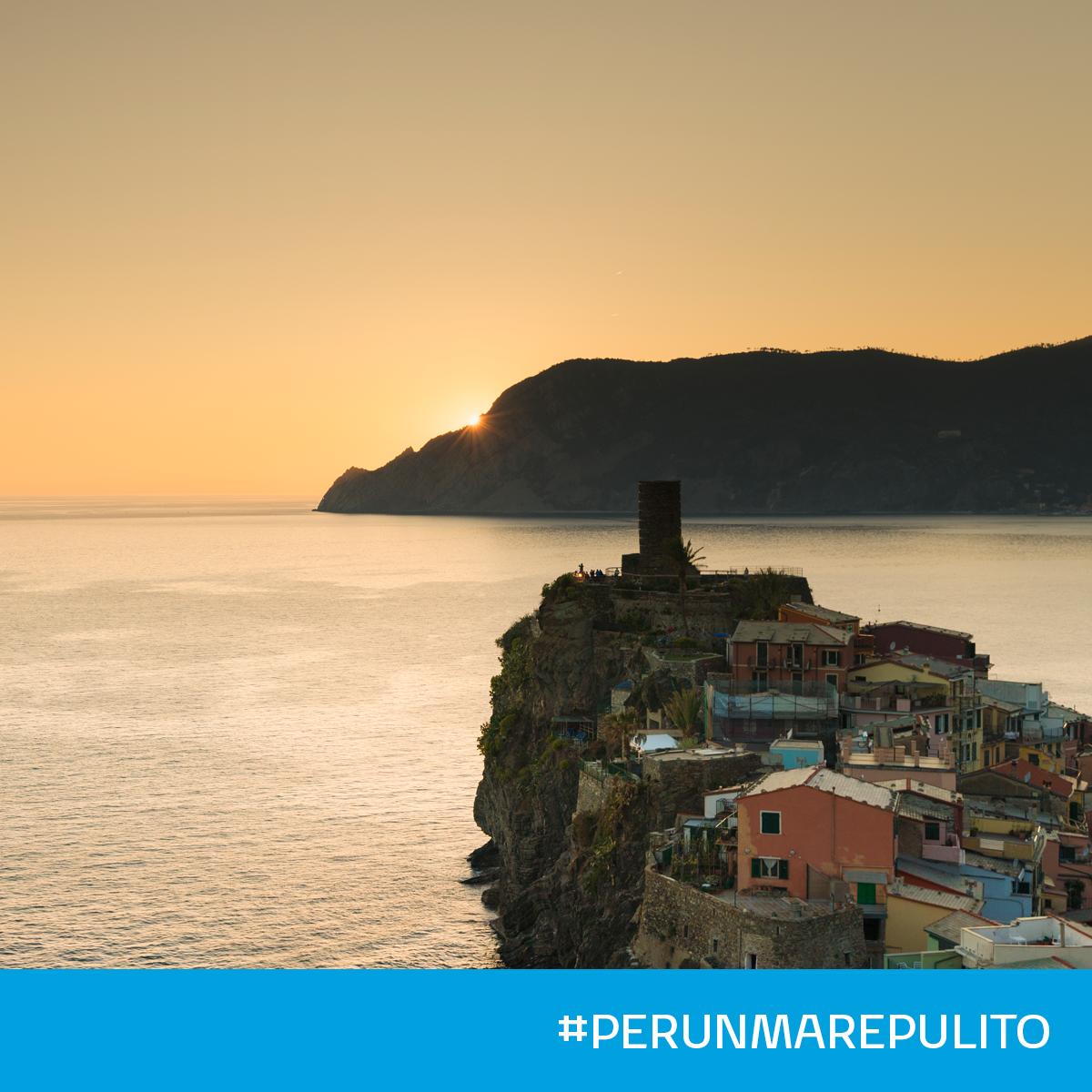 Sosteniamo insieme il progetto "perunmarepulito", con il quale @klm con  <a href="/KLM/">KLM</a>_Italia si impegna a pulire i nostri mari dalla plastica. Condividiamo tutti un'emozione per rendere le nostre acque più pulite bit.ly/2PeWp0j #ad #klm