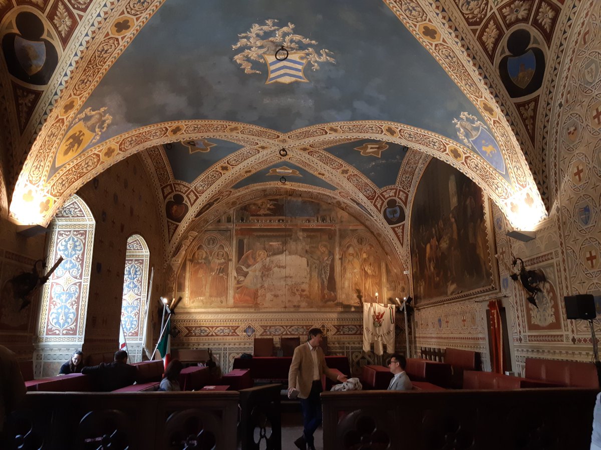 Pronti per l'inaugurazione di #Tyrrhenika a <a href="/ComuneVolterra/">Comune di Volterra</a>. Presto livetweeting! <a href="/anticaeviae/">Anticae Viae</a>