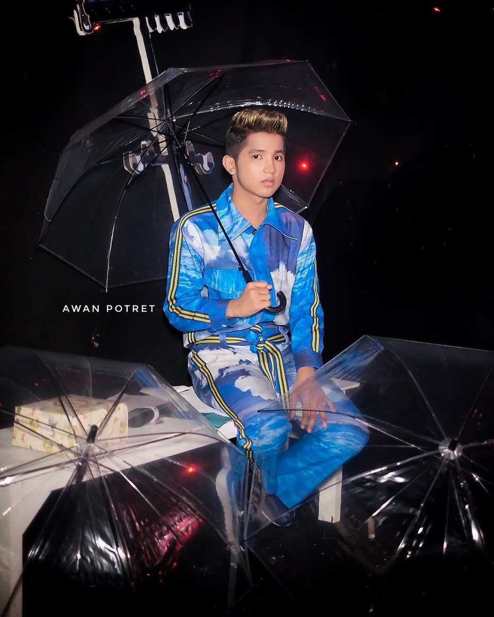 Semangat <a href="/bundaaziz02/">bundaaziz02</a>  ganteng terus
#JirayutKonserSosmedLIDA2019 <a href="/jirayutoficial/">Jirayutoficial</a> @IndosiarID