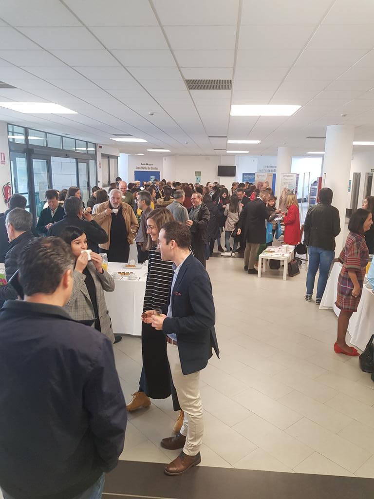 Gastro SANTIAGO (@gastrochus) on Twitter photo #gastroCHUS descansando tras el primer bloque, gracias a todos los compañer@s por vuestra asistencia <a href="/SEMERGENGal/">SEMERGEN Galicia</a> <a href="/manu_barreiro/">Manuel Barreiro</a> <a href="/EDominguezMunoz/">J. Enrique Dominguez-Munoz</a> <a href="/JulioIglGar/">Julio IglesiasGarcia</a> <a href="/DanielReyAldana/">Daniel Rey Aldana</a> #gastroCHUS descansando tras el primer bloque, gracias a todos los compañer@s por vuestra asistencia <a href="/SEMERGENGal/">SEMERGEN Galicia</a> <a href="/manu_barreiro/">Manuel Barreiro</a> <a href="/EDominguezMunoz/">J. Enrique Dominguez-Munoz</a> <a href="/JulioIglGar/">Julio IglesiasGarcia</a> <a href="/DanielReyAldana/">Daniel Rey Aldana</a>