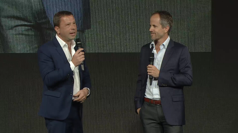MesseBerlin's tweet photo. IFA Executive Direktor, Jens Heithecker und Dr. Andreas Sennheiser, Co-CEO @Sennheiser_D kündigen neue Partnerschaft an: Sennheiser wird IFA Global Audio Partner. #IFA19 #CEChina. 🎙️🎧 #IFAGPC19 https://t.co/bWwDuvkUUL