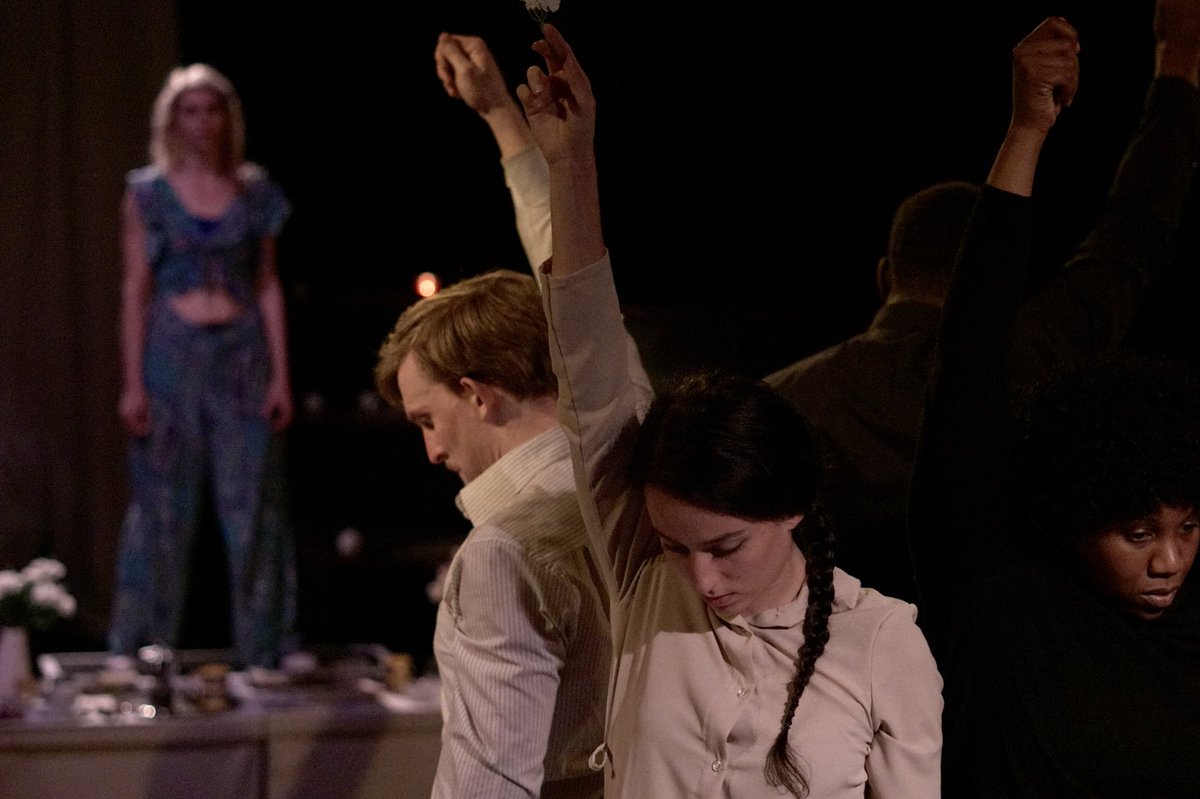 actorswork's tweet image. Only 3 shows left - catch #BedPeace tonight at 7.30, and tomorrow at 2.00 &amp;amp; 7.30! We have had such a blast with this show, come celebrate with us!! #finalweekend here we GO!!! 🙌