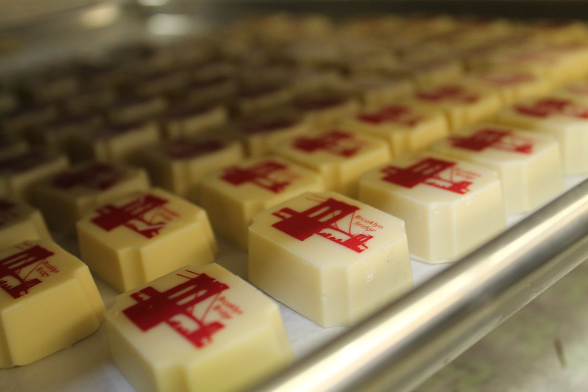 Manhattan's oldest chocolate house since 1923. Visit us at one of our locations like Greenwich Village, West Village, Grand Central Market, Chelsea Market, and Hudson Yards. 

#lilac #lilacchocolates #whomakesyourchocolate #chocolate #grandcentralmarket #chelseamarket