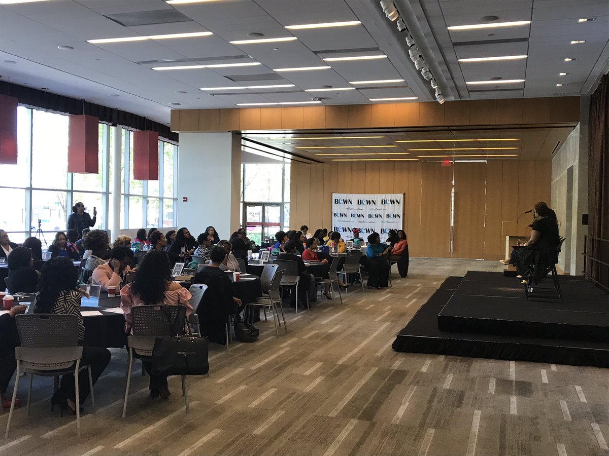 BCWNColumbus's tweet image. #BCWNLeadHer19 is going on right now! Thanks to @GrangeInsurance for hosting us.