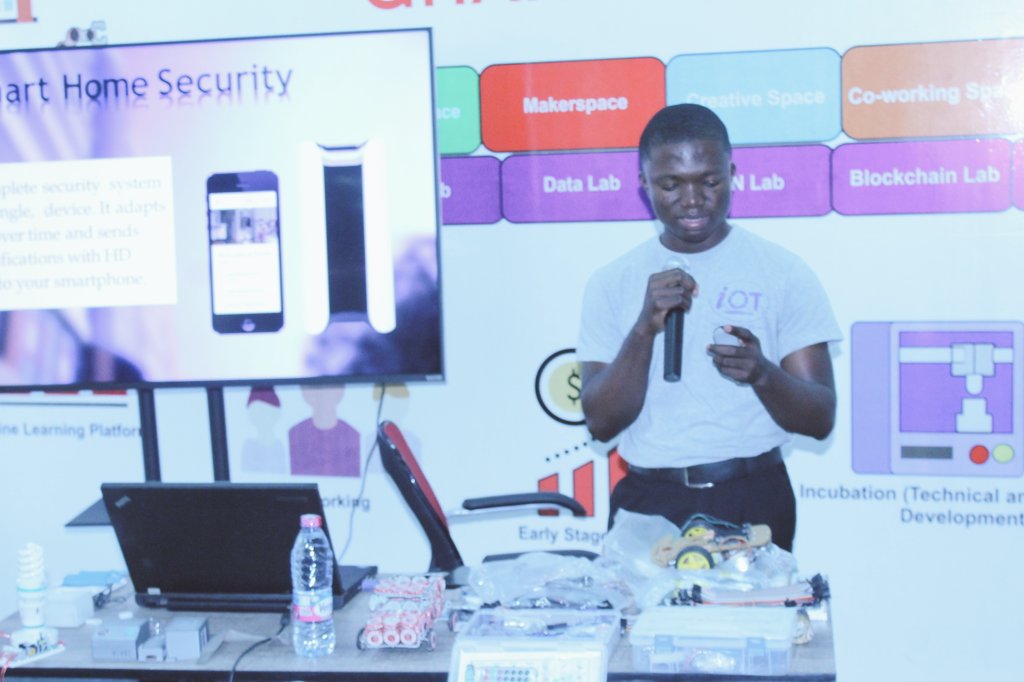 iotnetworkhub's tweet image. Ongoing season @GhanaTechLab 

#Ghanadigitalcenter 
#iotnetworkhub
#AI