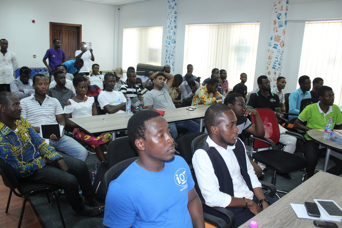 iotnetworkhub's tweet image. Ongoing season @GhanaTechLab 

#Ghanadigitalcenter 
#iotnetworkhub
#AI