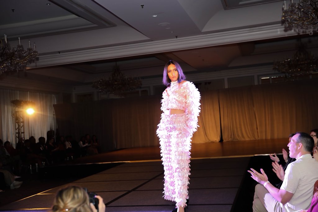 sexytee227's tweet photo. @iamcardib I think you would look🔥I’m this https://t.co/2KB6EFgeot