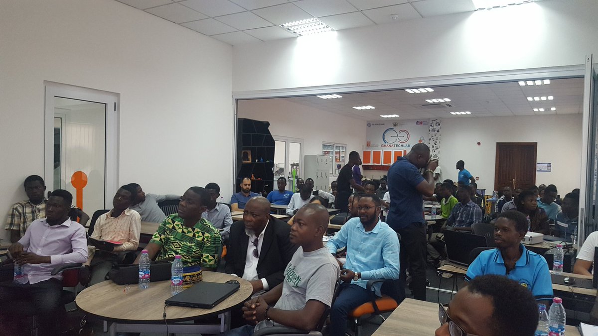 iotnetworkhub's tweet image. Ongoing season @GhanaTechLab 

#Ghanadigitalcenter 
#iotnetworkhub
#AI