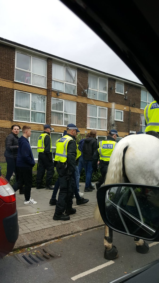 Eventful start to the drive home.. sat for an hour whilst the police dealt with a fight... #thfc #TOTWHU