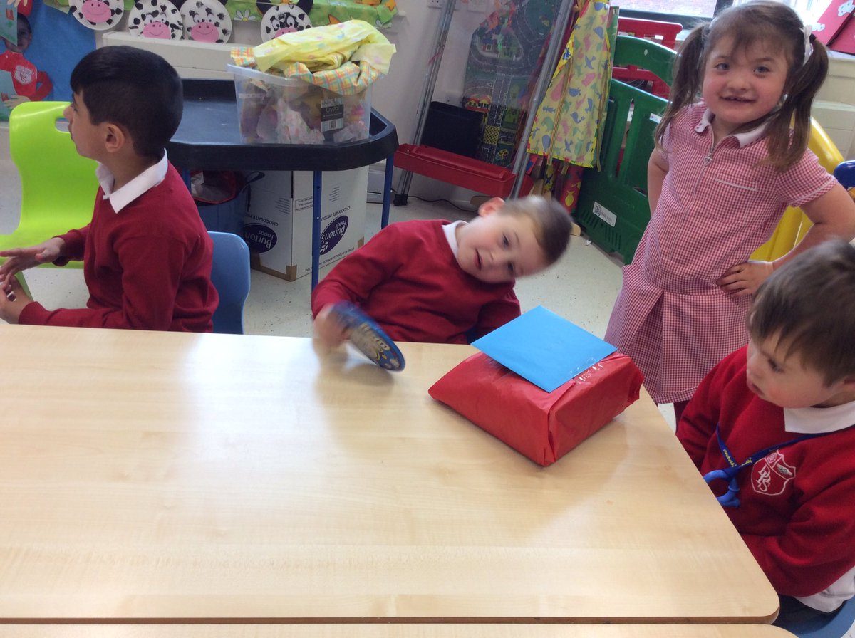 MrsHocknullDPS's tweet photo. Yesterday Class 1 had a fantastic time helping this Handsome Dude celebrate his 6th birthday. We hope he had a fantastic day. 🥳🎂💙🎈🎁🎉@drumparkprimary https://t.co/ui8IGplkeF