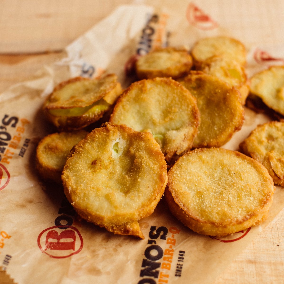 BonosBBQ's tweet photo. If frying our daily serving of vegetables is wrong, we don't want to be right. π₯
#bonosbbq #friedsquash https://t.co/yatNnAHmXc