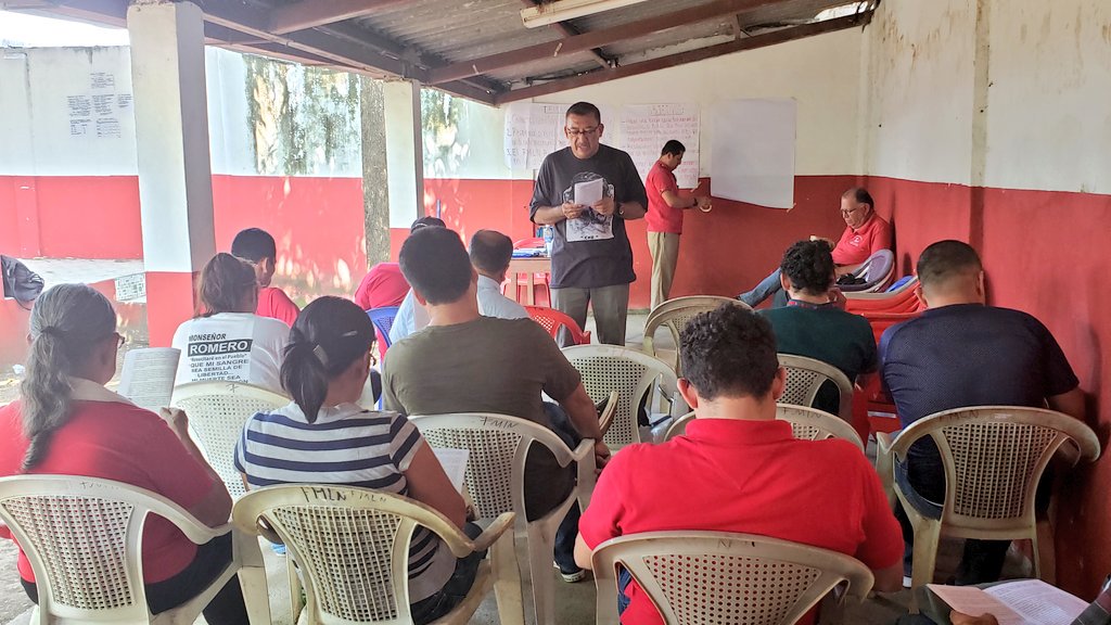 FMLNChalate's tweet photo. Es importante que en Chalatenango y en El Salvador construyamos un pensamiento común y colectivo, para enfrentar a la nueva derecha y a la vieja derecha que quiere ver un @FMLNoficial destruido. https://t.co/fetwyFnTWP