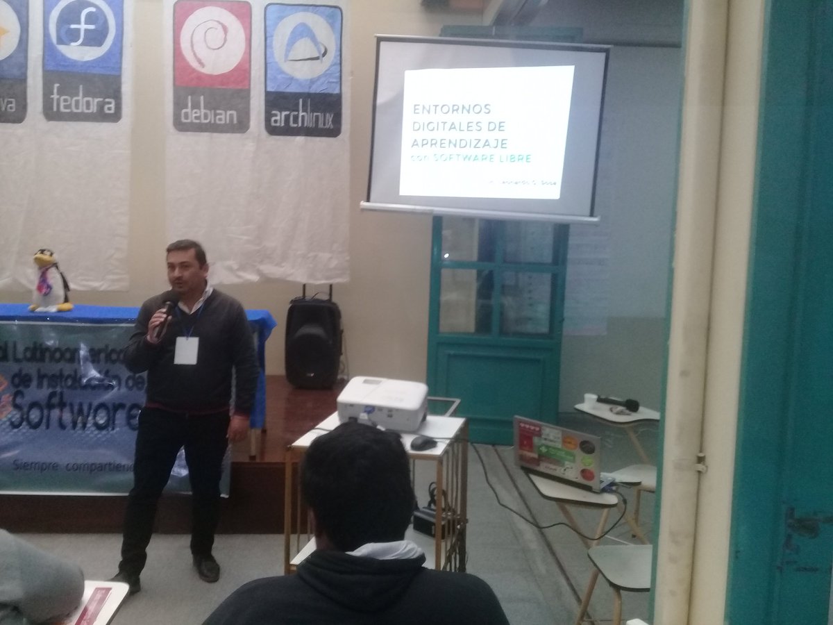 FlisolJ's tweet photo. Entornos Digitales de Aprendizaje con Software Libre
#FLiSolJujuy2019
#15añosdeSoftwareLibre https://t.co/6Sk153R784