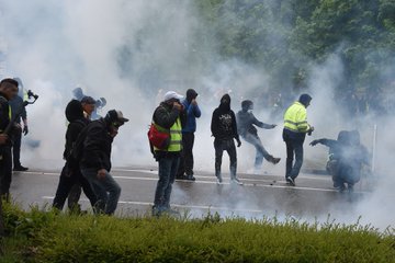 View image on Twitter