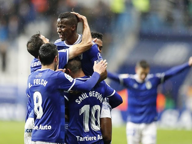 PAzulMadrid's tweet photo. A las 18h, @U_D_Almeria - @RealOviedo en nuestra sede @Bar100Gaviotas
Ven a verlo rodeado del mejor ambiente oviedista de Madrid #RealOviedo #GanarAlAlmeria #liga123 #institusion https://t.co/kMWTX5QmOk