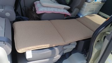 タントは2人で車中泊できる 段差を解消してフルフラットにする方法