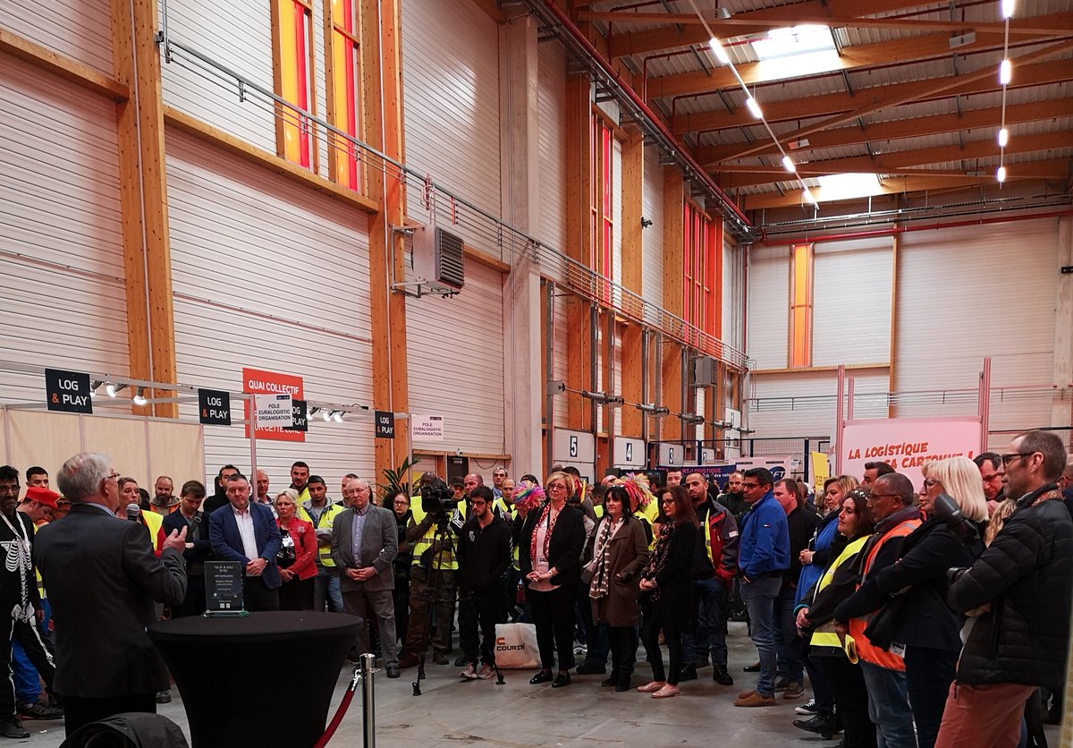 yzytek1's tweet photo. Bel évènement #logandplay @CCIArtois @EURALOGISTIC avec services de l'état, @hautsdefrance, conseil départemental pour promotion des métiers de la #Supplychain et de la #logistique.
Merci aux partenaires @Decathlon @amazon @SecoursPop @leroymerlinfr #loginov  @aftral @AFTunion https://t.co/qm3VLqCP66