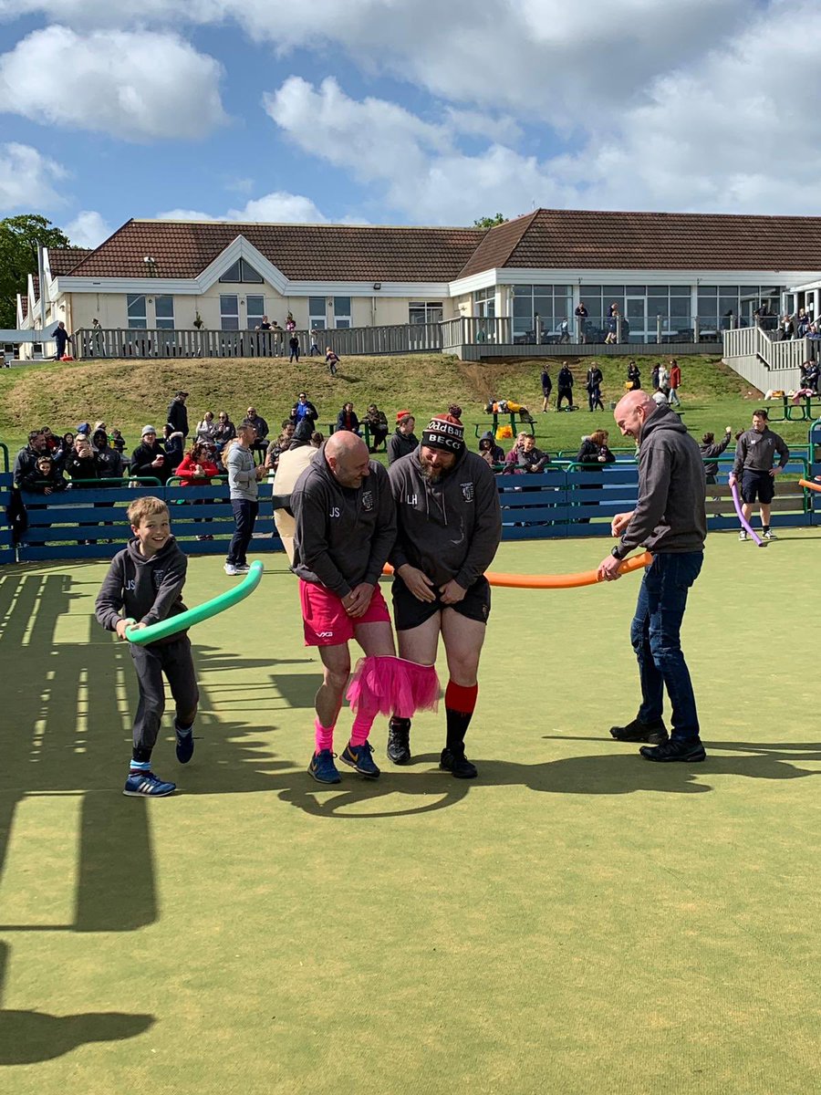 BeccehamianRFC's tweet photo. Q/ What do you get with an awesome inclusive environment &amp; family club ethos, celebrating 85th anniversary season ?
A/ first night &amp; day fun games on @BeccsMinisTour @VisitIOW 🎤💃🏼���🏉😂😜 1/2
#BeccsOnTour #BeccsRugby #RugbyFamily #QuilterKidsFirst https://t.co/Fu8f2SlLtM