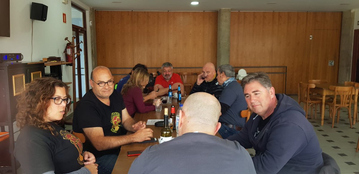 motosfadir's tweet photo. Avui tocava preparar la ruta de la propera #concentraciomotera benèfica #fadir del 2 Juny al #portderoses .I després el merescut esmorzar #voluntarisfadir #dats https://t.co/mmKLoJG5ww