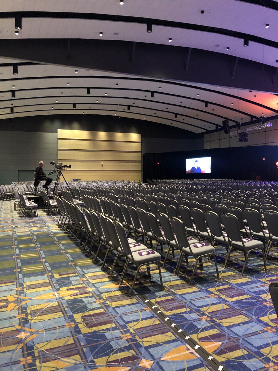 dbayada's tweet photo. The stage is set to recognize our amazing heroes today at @BayadaHHC #AwardsWeekend https://t.co/LY6Ks5a8p8