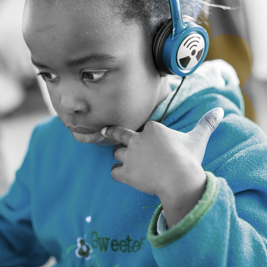 ClickFoundat1on's tweet photo. βLiteracy is a bridge from misery to hope.β - Former UN Secretary-General Kofi Anan.
Happy #FreedomDay! #clickfoundation #adoptafuture https://t.co/Z7zHpCaSSH