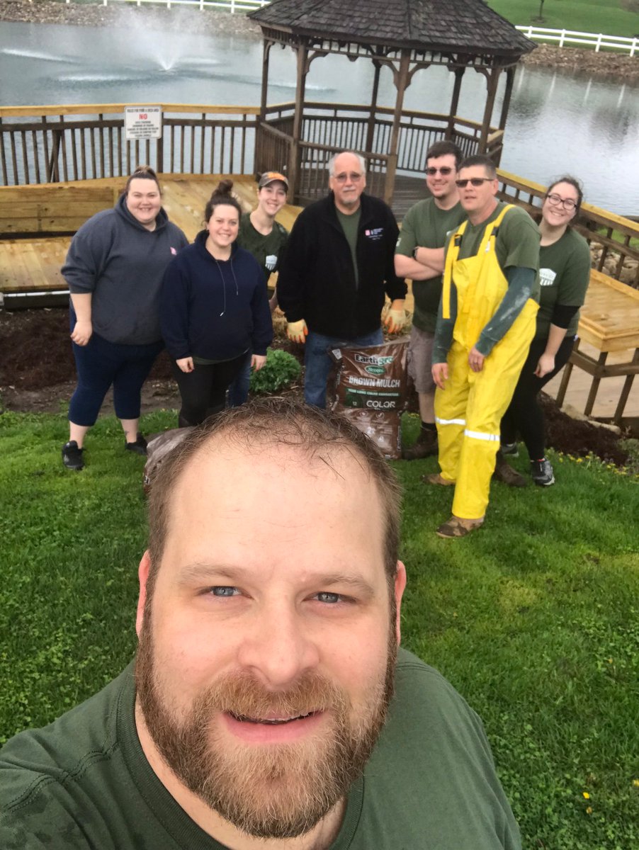 NTomocik's tweet photo. Team Depot event for #3810! Mulch and clean up our local park! #ChooseToServe @JHissom3810 @davepwest @louisyoung2167 @michelle_keplar @John_Lerch @MeganTorresD104 https://t.co/41YlqWgYvS