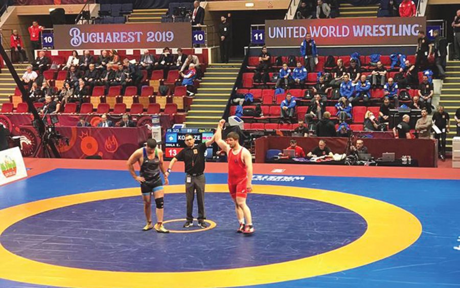 NOCKOSOVO's tweet photo. Mundja🤼‍♂️ fiton 2⃣ norma për Lojërat Evropiane @Minsk2019BY. 👉https://t.co/Kd1wPlih15
Shkon në1⃣1⃣ numri i sportistëve që do ta përfaqësojnë Kosovën🇽🇰 në #Minsk2019✅

#TeamKosovo #YoungButReadyToWin @EOCmedia @wrestling https://t.co/xPaGyJent8