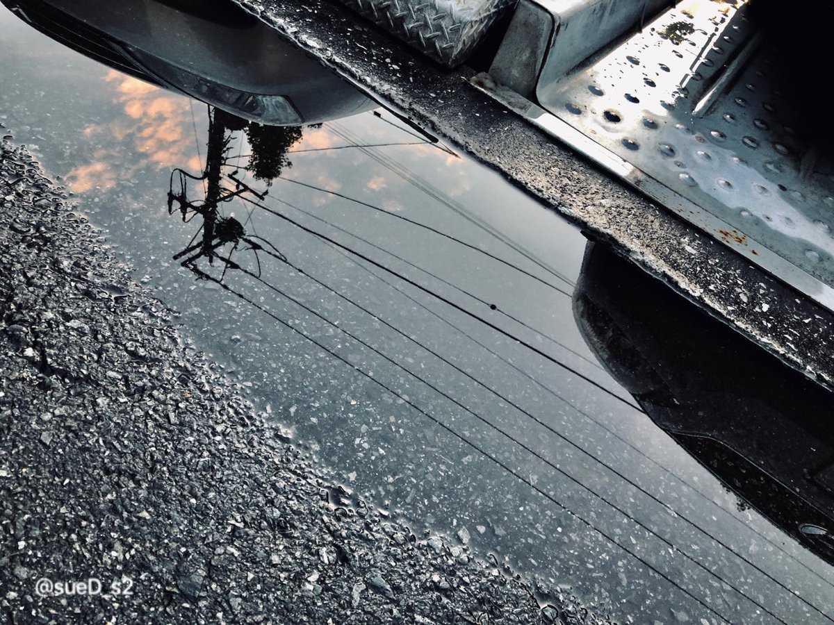 sueD_s2's tweet photo. 何だか久々にこの垢使う気がする…。

(2019/04/27)

#水溜り https://t.co/Ltomwpcdm3