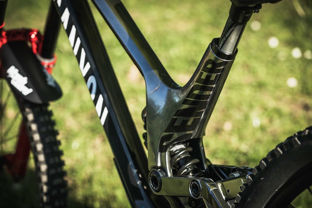 canyon_bikes's tweet photo. #MagnusManson's 2019 rig!
https://t.co/KBiKpoXDr9
via @pinkbike https://t.co/vTXl2W6sgm