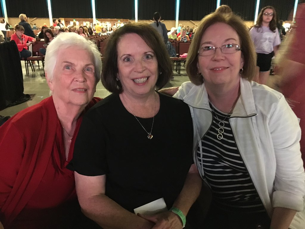 SheriHarper1's tweet photo. Another exciting day at the Women of Joy Conference w/ @grannylucy31 and @dlcenters Today is @anniefdowns @karenkingsbury and tonight @dannygokey YEAH!!! #mygirls #family #womenofjoy @womenofjoy #bestweekendever https://t.co/eq1ygylp6X