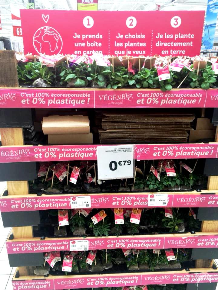 Vous connaissez?
1 - Prenez une boite en carton 📦
2 - Choisissez les plantes que vous voulez 🌷
3 - Plantez-les directement en terre 👍
C'est 100% éco Responsable et 0% Plastique 😁 et en plus c'est pas cher  
#ecoresponsable #freeplastique #planete #ecologie #Auchan  #perpignan