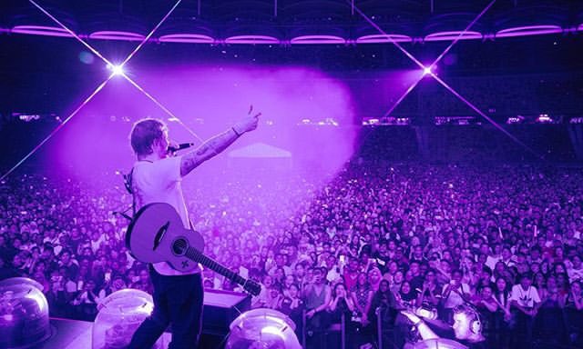 Scrlttt's tweet photo. On the left is              On the right is
my bestfriends          my boyfriend
with their official        that i purple
GIRL!                           💜💜💜

#EdSheeranIsTheBoyOfARMY https://t.co/JBB4zKAgDV