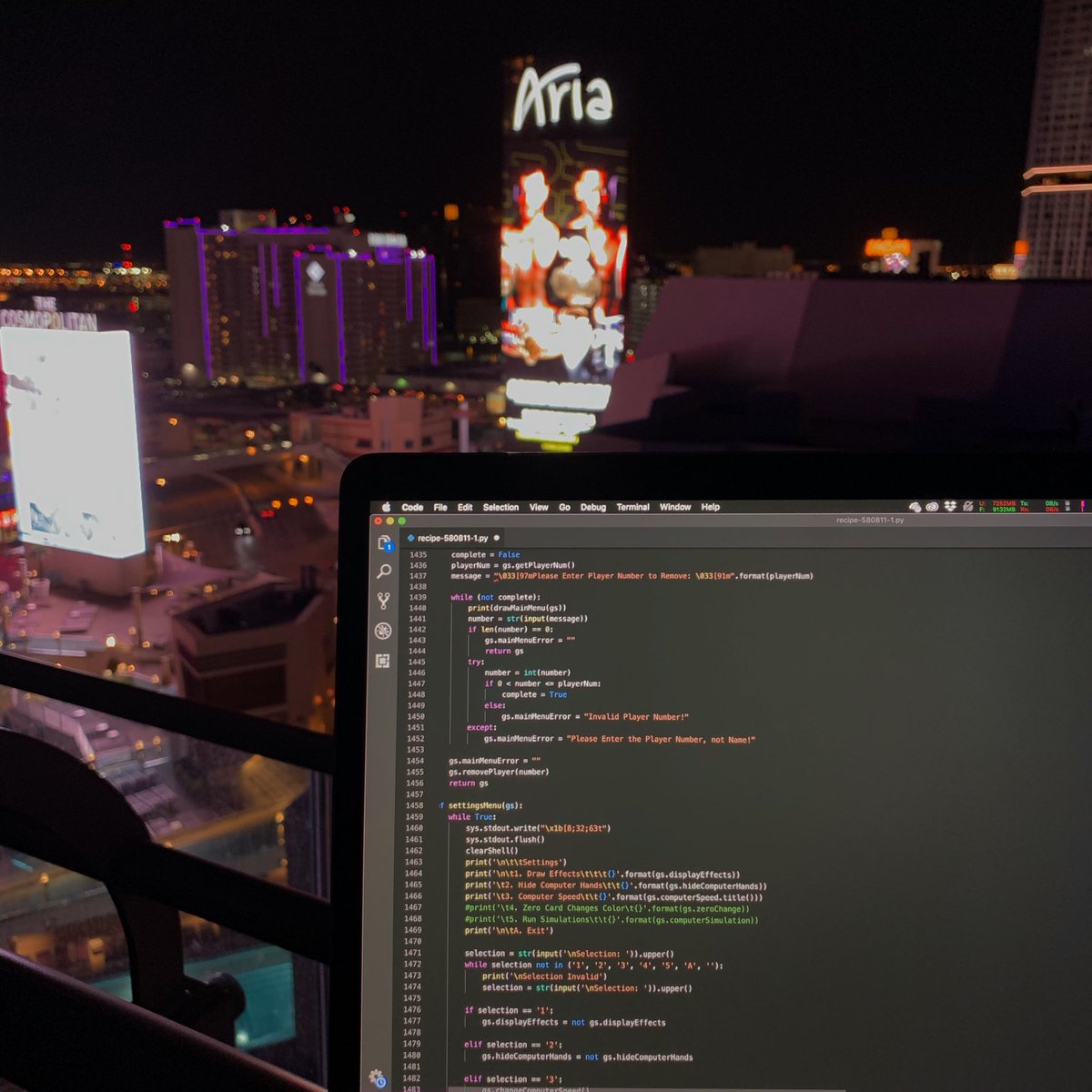 Devcut_'s tweet photo. Little late night coding session on the balcony. Do you work better late at night 🌙 or in the morning? ☀️ 

#code #coder #coders #program #programmers #python #vegas #latenightcode #programming #digitalnomad https://t.co/1Oz4h4VAeE
