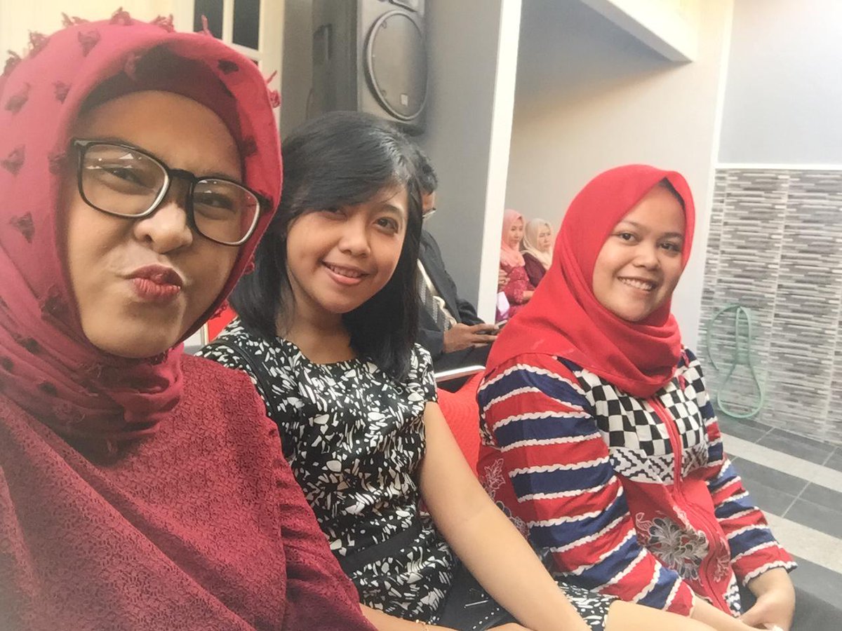 cikitarcm's tweet photo. sheyeeeenggg https://t.co/FfhXPXRX8c
