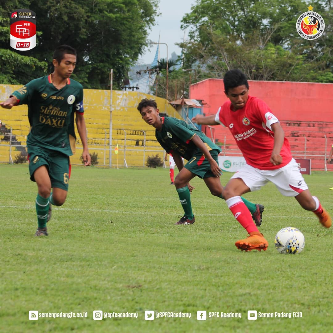 SPFCAcademy's tweet photo. Galery Pertandingan Elit Pro U16
@SemenpadangFCID U16 vs @PSSleman U16 dengan skor akhir 1 : 1.
#ElitProAcademy 
#EPA16 
#SPFCAcademy https://t.co/jNObwflcOh