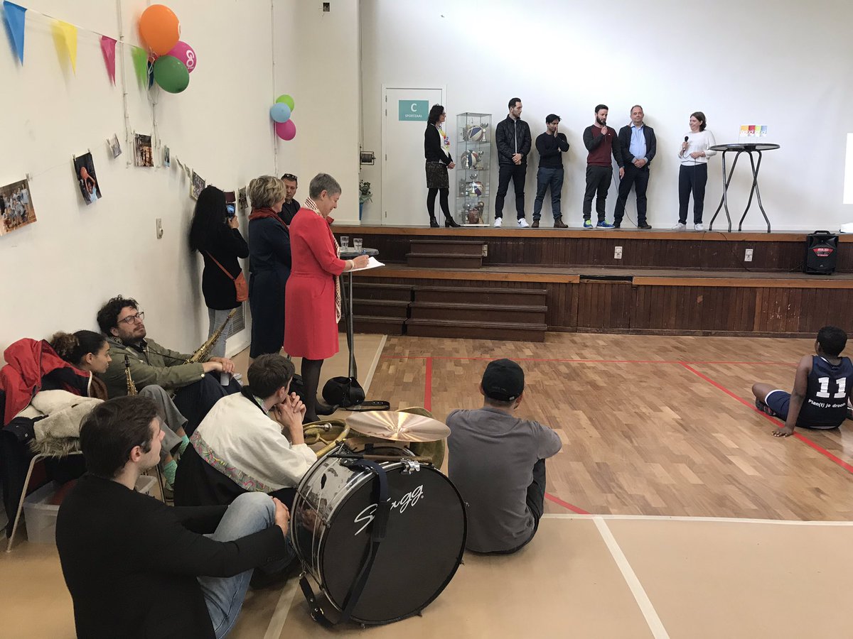 GOinAntwerpen's tweet image. “De kers op de taart voor mij, is de lach op het gezicht van de kinderen.” zegt Juf Ellen, een van de trekkers van het sportproject in GO! basisschool Plantijntje. #samenlerensamenleven #helemaalGO!