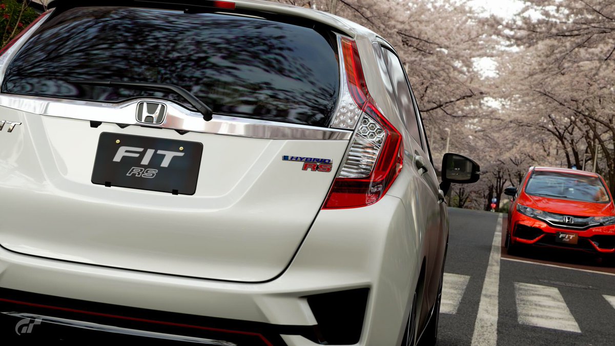 かうんたっく Honda Fit Rs Honda Sensing 18 ホンダセンシングは付いてないけど後期型再現ということでw てかハイブリッドだったらrsよりもsグレード再現の方が良かったかも Gtsport Gtslivery Ps4share T Co 1u7ga1rc7y