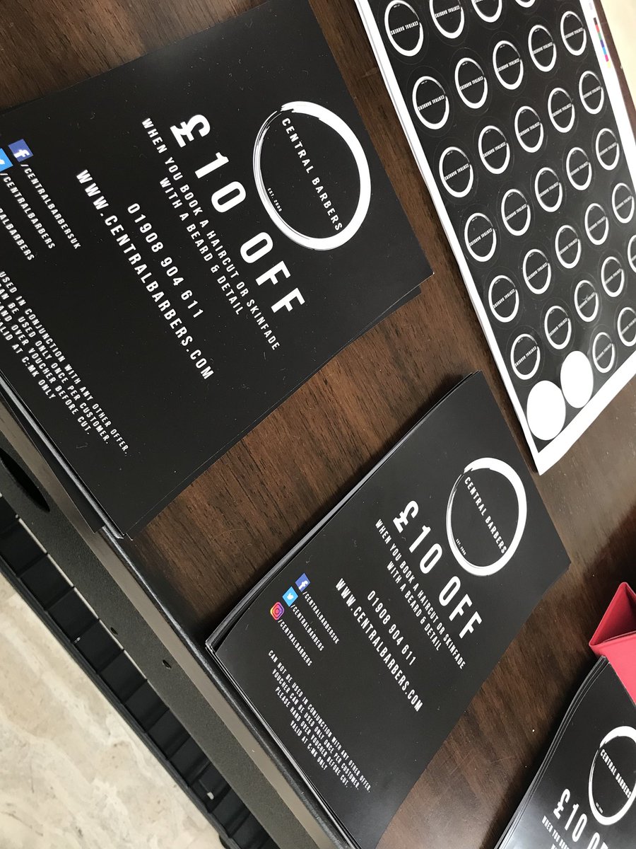 centremk's tweet image. #StyleFest is here all weekend with live fashion shows every hour plus lots of pop up beauty pods giving free makeovers and treatments, you can even get a free haircut from @CentralBarbers 😍🛍🤗 model is wearing @quizclothing