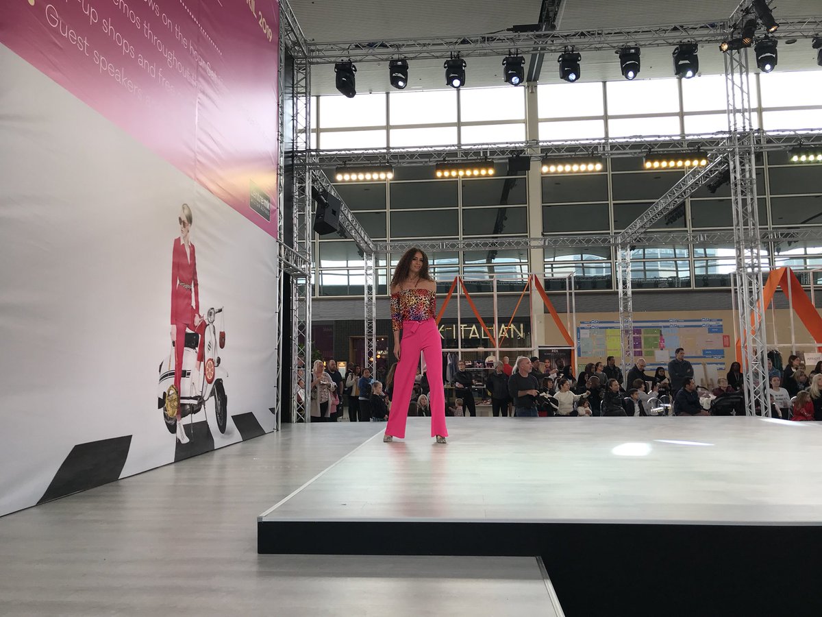 centremk's tweet image. #StyleFest is here all weekend with live fashion shows every hour plus lots of pop up beauty pods giving free makeovers and treatments, you can even get a free haircut from @CentralBarbers 😍🛍🤗 model is wearing @quizclothing