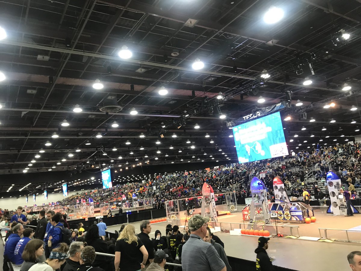 Congrats to everyone who won an award and/ or moved on to quarterfinals today at Detroit! Unfortunately, we didn’t move on but it was still a great weekend. Good luck to everyone! #FIRSTrobotics #FIRSTChamp #OMGrobots #firstinspires