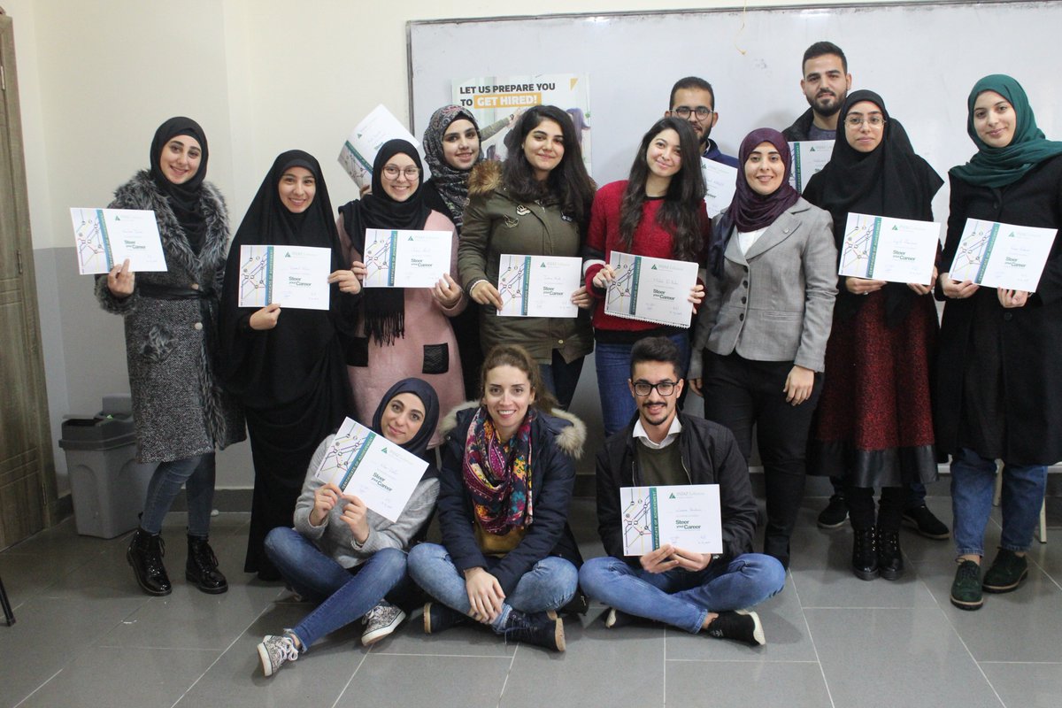 INJAZLebanon's tweet photo. When the hard work pays off! Happy #LebaneseUniversity students receiving their accomplishment certificates for the #SteerYourCareer program part of the #StepsToSucess project funded by @usembassybeirut & @USMEPI. #S2S https://t.co/sIw5Dbj5Z5