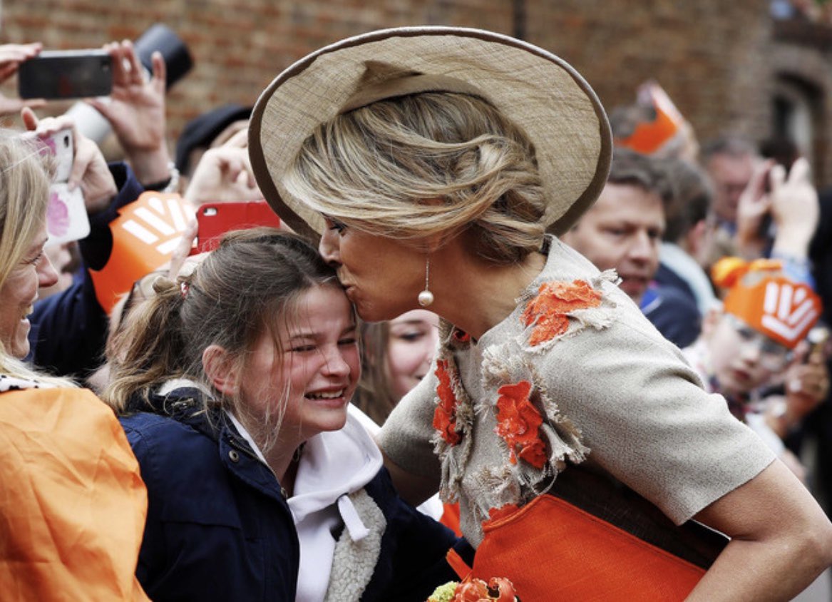 жители нидерландов. 27 апреля – день короля (koningsdag). нидерланды население. королевство нидерланды амстердам. нидерланды население.