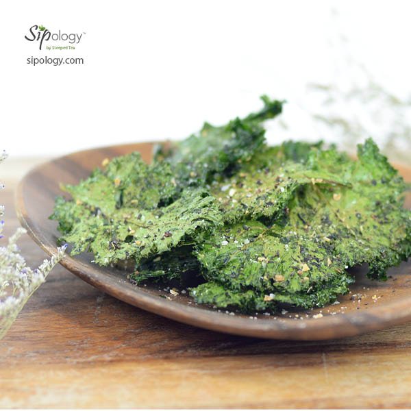 Sipology's tweet photo. Are you a snacker? We are, too! 🥦 Try this delicious recipe for Kale Chips using our Garlic Chili Seasoning! 

Simple &amp; Easy. ✅

Full Recipe here: https://t.co/FYXIM7Do0E https://t.co/38TqnuRLWl