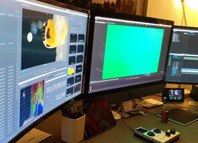 XoticYeyo's tweet photo. #slide #sneekpeaks at the #musicvideo . . . . #slide2theleft #editingprocess🎥 #internationaldancecraze #intergalacticdancecraze #allthebuzz #fb #miamiband #localmusic #locallocals #localbusinessmarketing #localartscene https://t.co/mdEU4wFbOV https://t.co/1ZdHWKSWFy