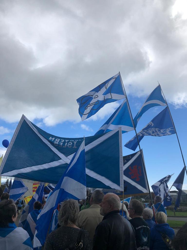 AngusBMacNeil's tweet photo. Busy day for Scottish independence in Stornoway and Edinburgh  #snp19 #outerhebrides https://t.co/PAgNP82mn5