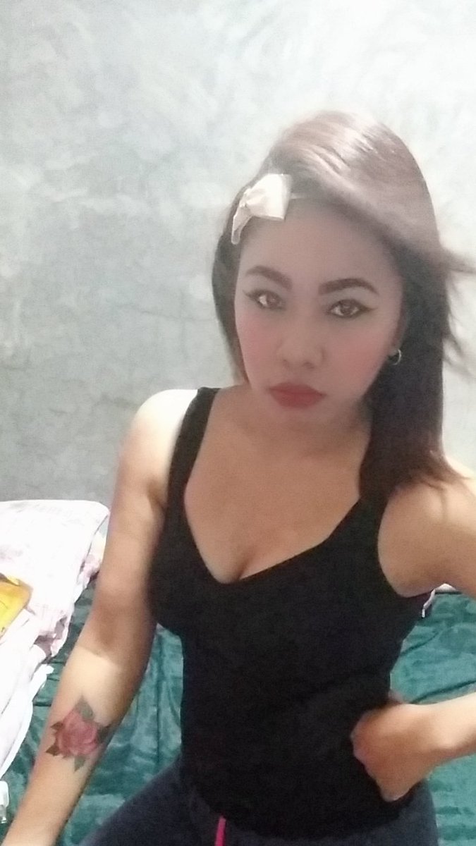 eMbz07's tweet photo. Good evening.. Ang init sobra.. https://t.co/e4cuRcvAHu