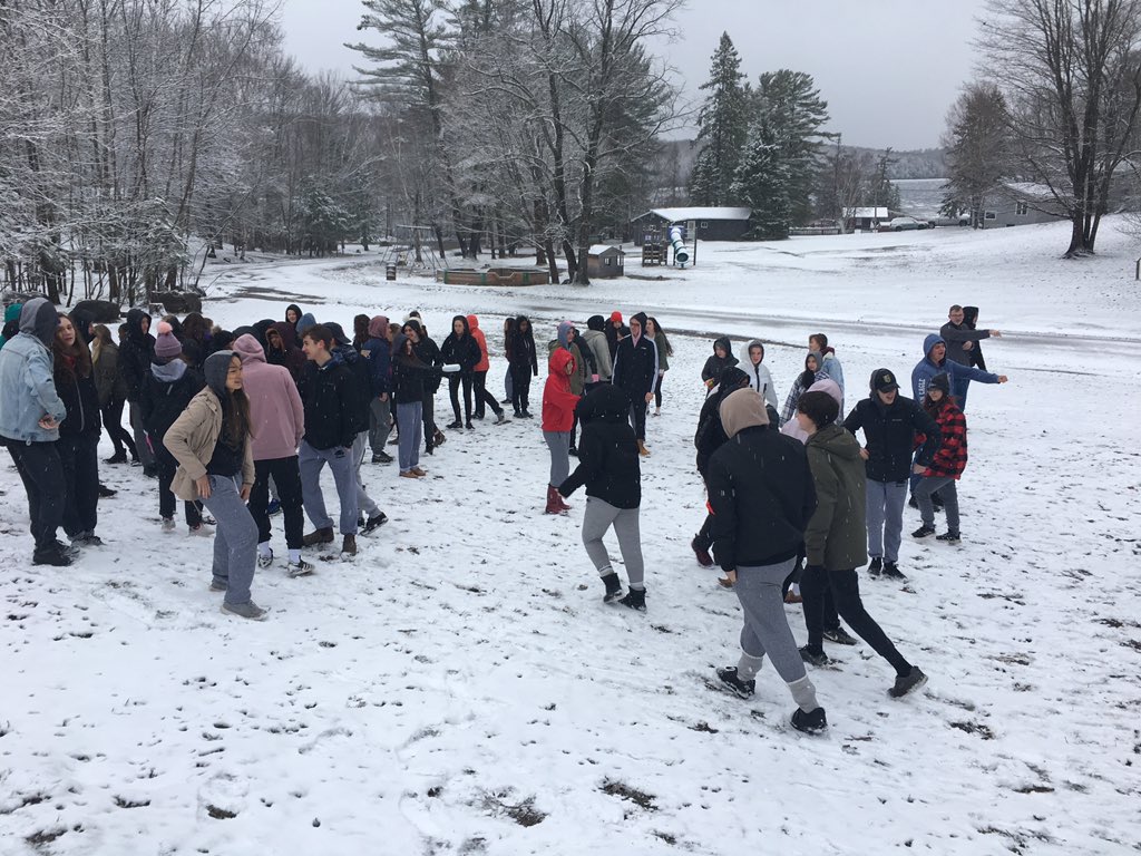 HenryStreetLC's tweet photo. Morning activities in the snow today! We’re getting all the seasons up here! @hshsprincipal https://t.co/L3FCbWvUFW