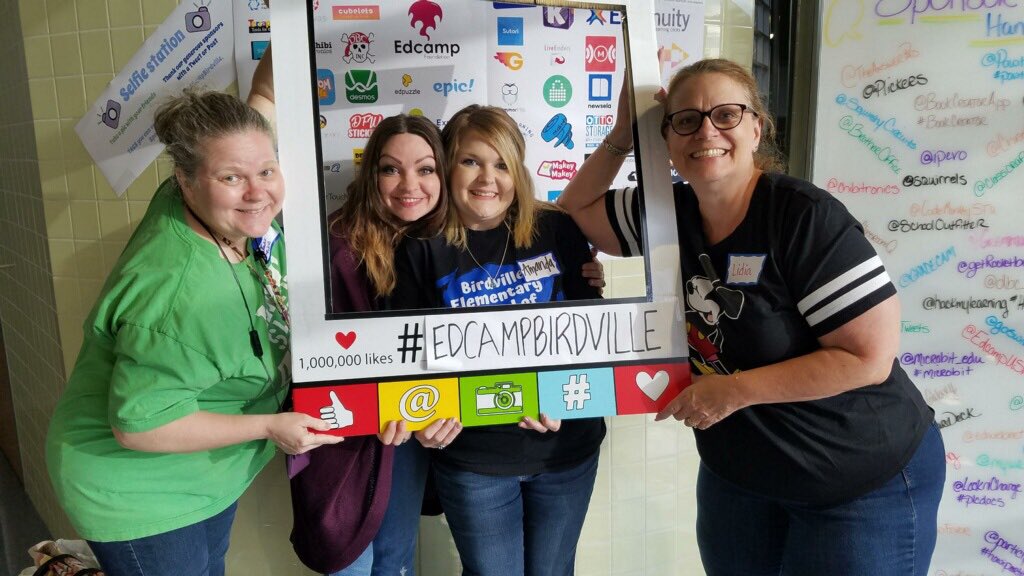 Having a blast at EdCamp with <a href="/birdville_elem/">Birdville Elementary</a> #EdCampBirdville #EdcampUSA 

— Julia Mize (<a href="/CowtownCrafter/">Julia Mize</a>) April 27, 2019 mobile.twitter.com/EdcampBirdvill… #BirdvilleLearns #edtech