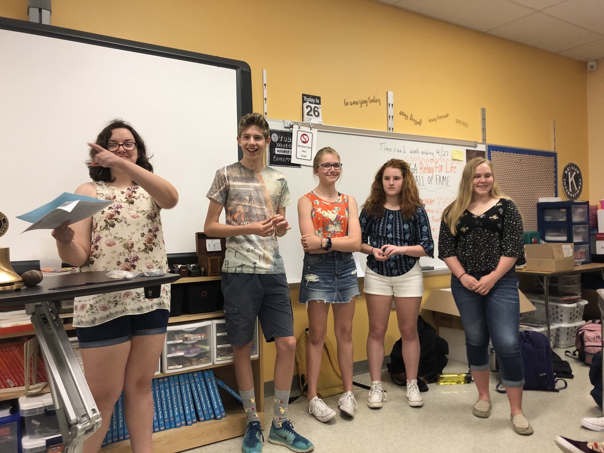 LancerKeyClub's tweet image. 2019-2020 officer installations yesterday! make way key club!!